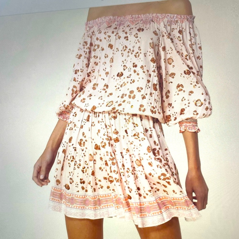 Beautiful Henka Blouson Dress in pink